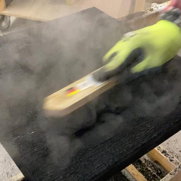 Eiche Burned Wood Beistelltisch bürsten