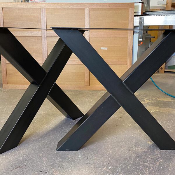 Tischgestell X-Form schwarz aus Metall
